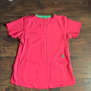 Women’s medium carhartt pink scrub top